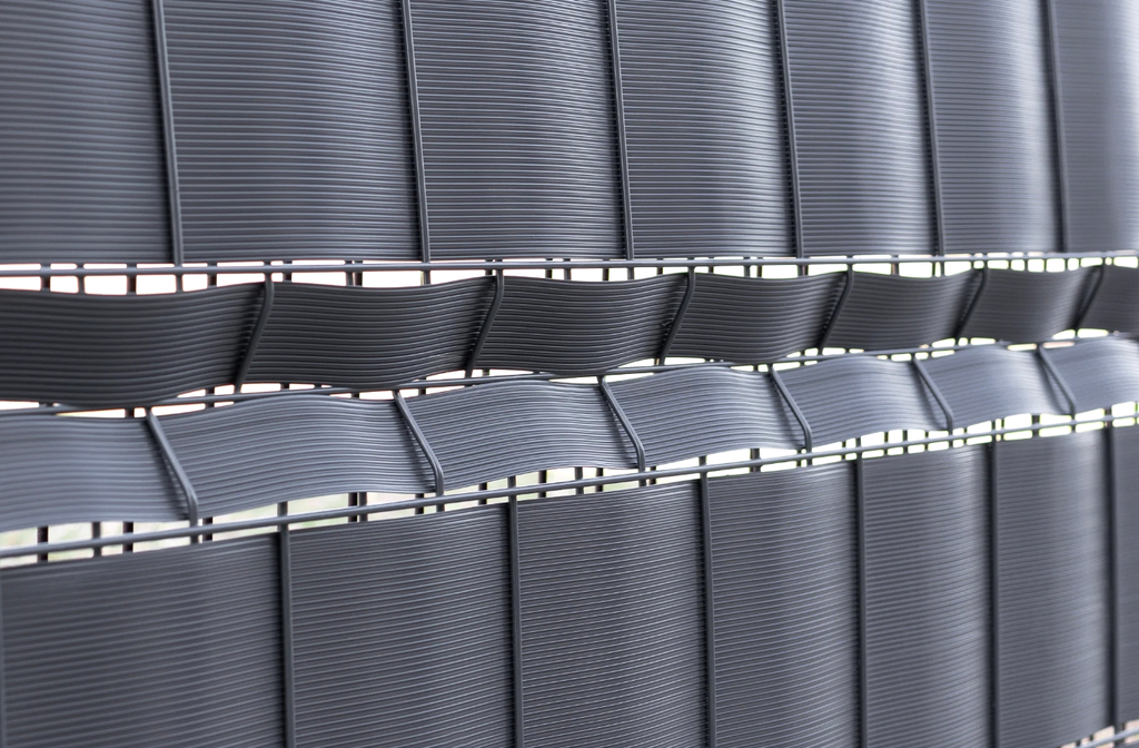 Fence tape 47,5mm x 50m ( RAL7016)