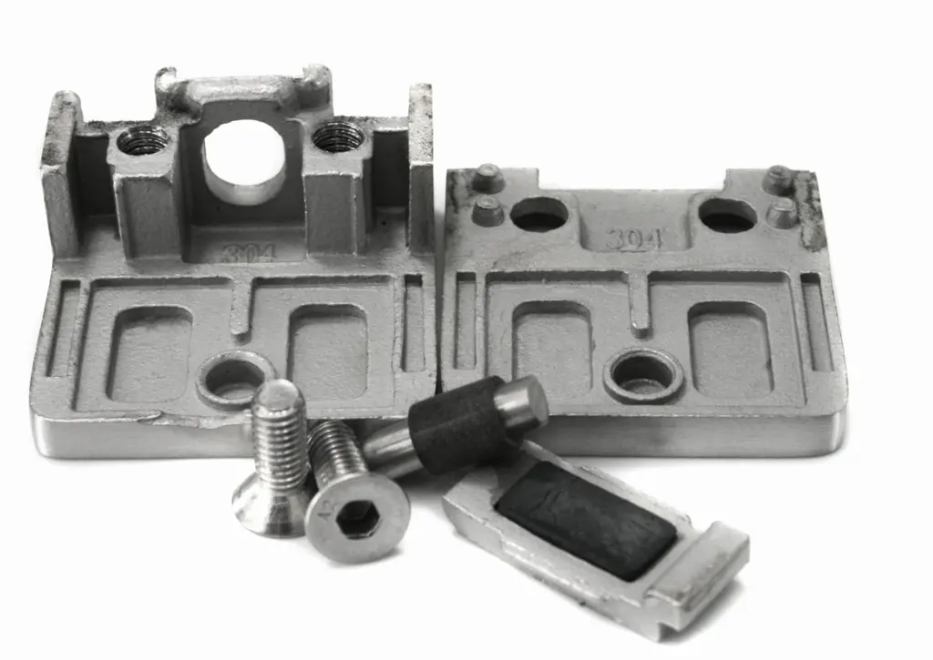Glass clamp 42,4 L45 H45 W26 a18.webp